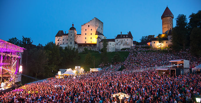 Burg Clam Konzerte